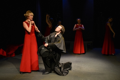 Людмила Селезнева в роли Воссоздателя (спектакль «ROUT»)